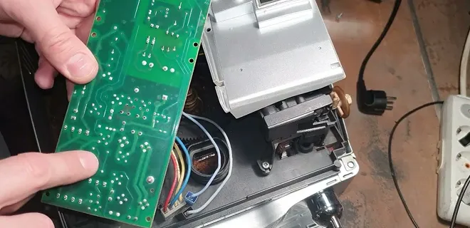 Замена платы в Redmond RCM-1510